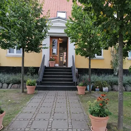 Hotel Femmasteren Hotel & Hostel