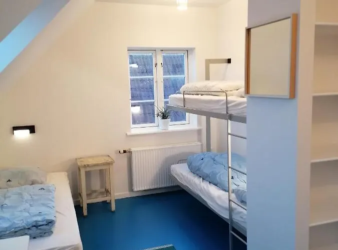 Hotell Femmasteren Hotel & Hostel 3*