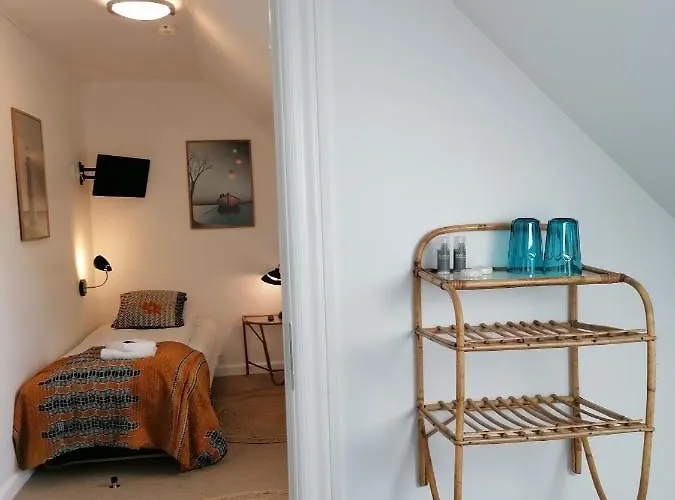 Femmasteren Hotel & Hostel Hotell