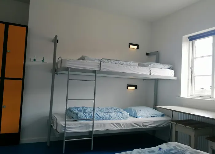 Femmasteren Hotel & Hostel